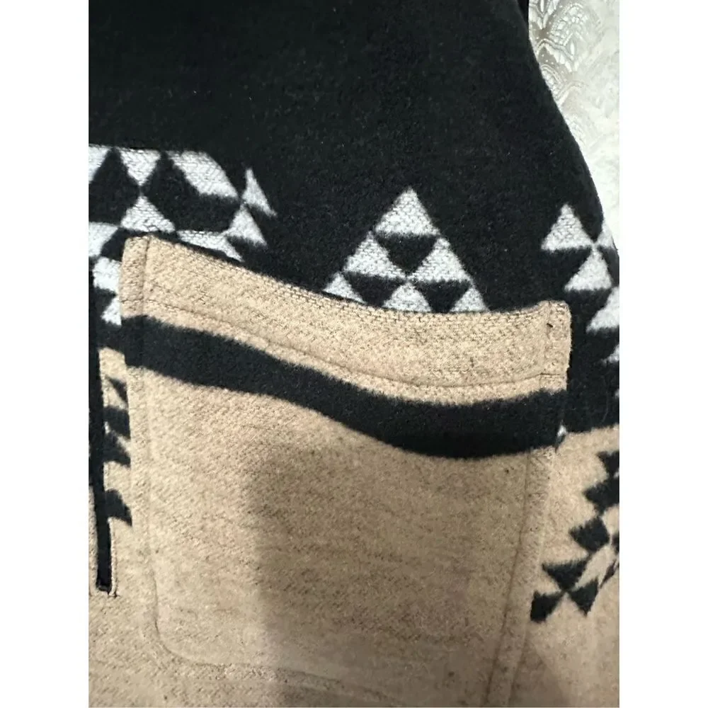 Me Jane Women's Faux Fur Tribal Aztec Wool Blend Vest Open Sweater Black Small